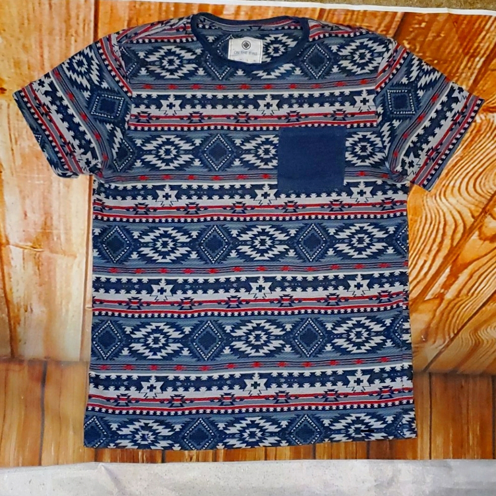 T- shirt